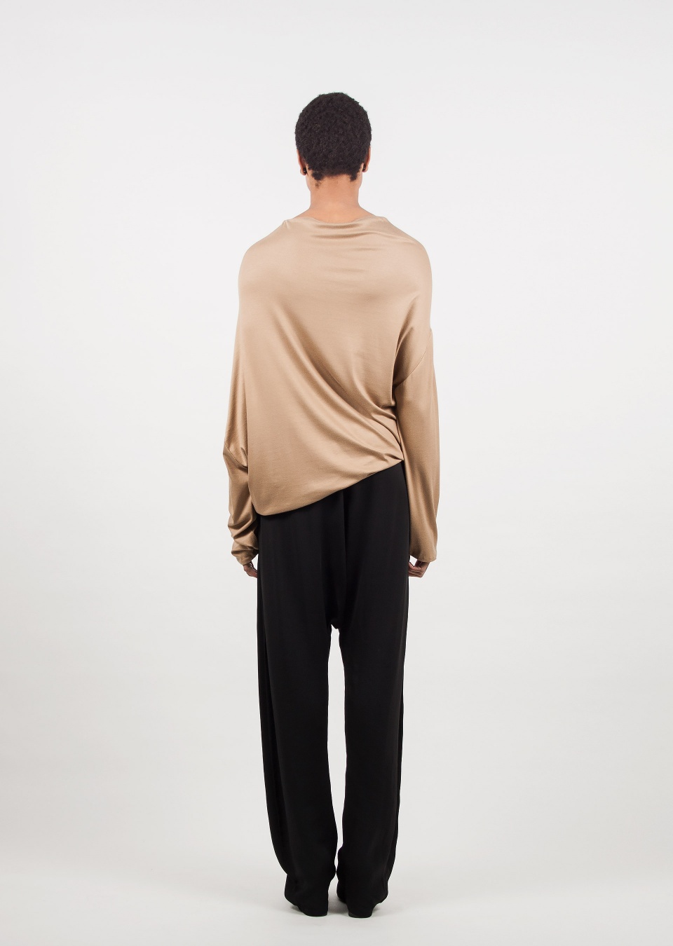  by , asymmetrisches Oberteil, 