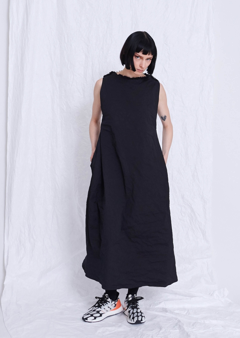  by , Kleid A-förmig, 