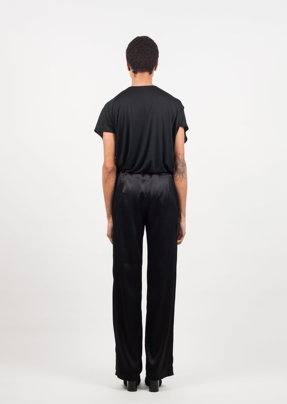  by , Seidenhose, 