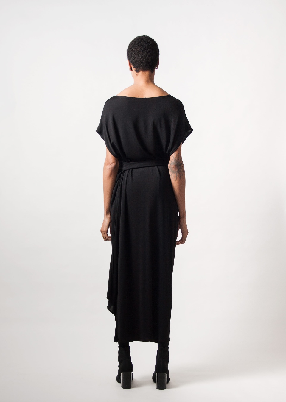  by , Wickelkleid, 